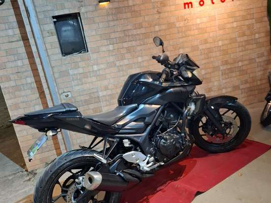YAMAHA-MT-03 YAMAHA-MT-03-2017
