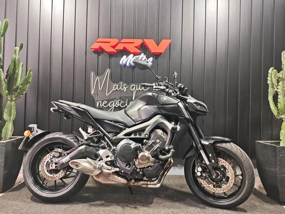 YAMAHA MT-09 