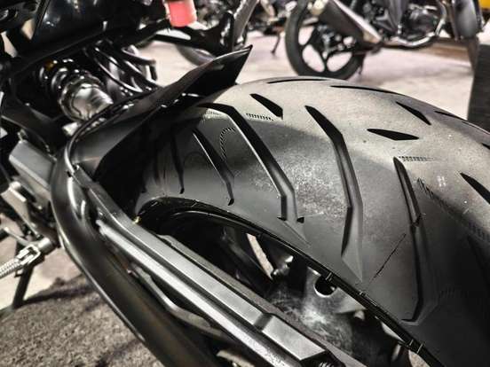 YAMAHA-MT-09 YAMAHA-MT-09-2021