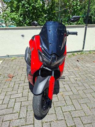 YAMAHA-NMAX CONNECTED 160 ABS-2025