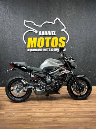 YAMAHA XJ6 N ABS 
