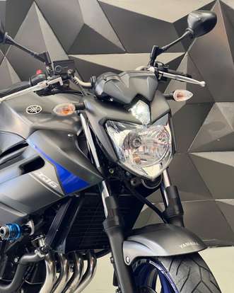 YAMAHA-XJ6 N-2013