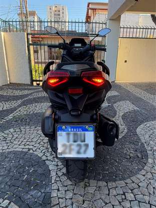 YAMAHA-XMAX 250 CONNECTED ABS-2025