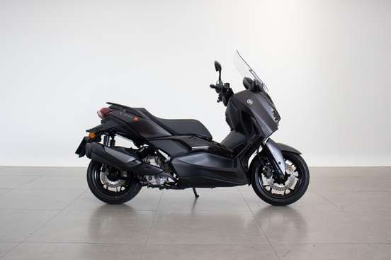 YAMAHA-XMAX 300 CONNECTED ABS-2025
