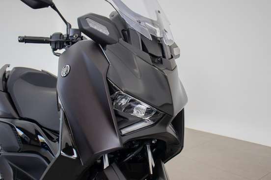 YAMAHA-XMAX 300 CONNECTED ABS-2025