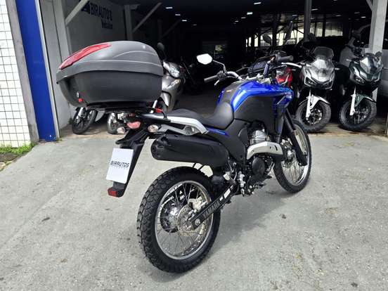YAMAHA-XTZ 250 LANDER CONNECTED-2025