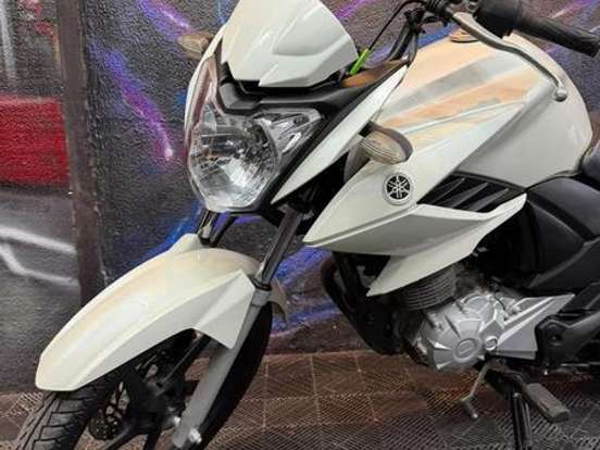 YAMAHA-YS 150 FAZER SED YAMAHA-YS 150 FAZER SED-2014