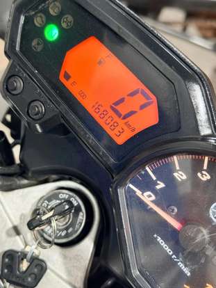 YAMAHA-YS 250 FAZER-2012