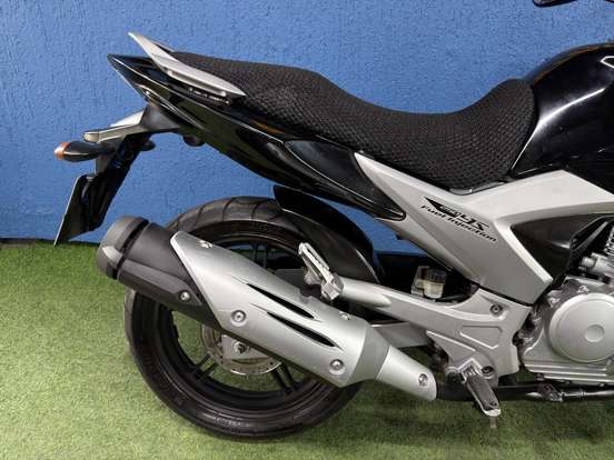 YAMAHA-YS 250 FAZER YAMAHA-YS 250 FAZER-2012