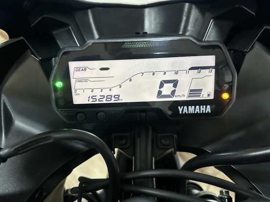YAMAHA-YZF R15 YAMAHA-YZF R15-2025