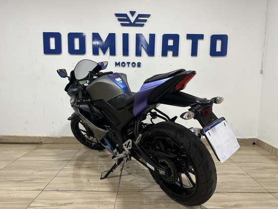 YAMAHA-YZF R15 YAMAHA-YZF R15-2025