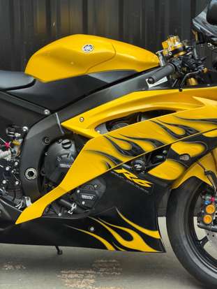 YAMAHA-YZF-R6-2008