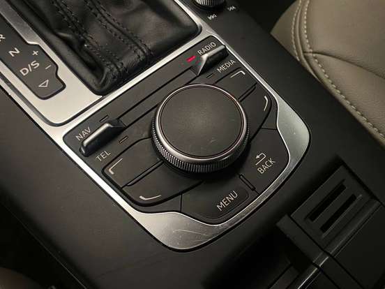 AUDI-A3-1.8 TFSI SEDAN AMBITION 16V 180CV GASOLINA 4P AUTOMÁTICO AUDI-A3-2014