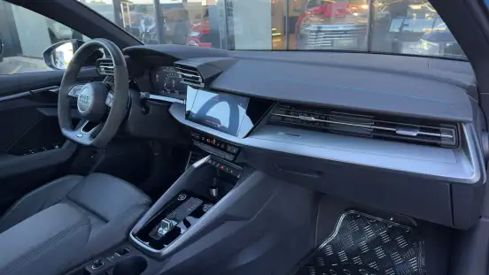 AUDI-A3-2021