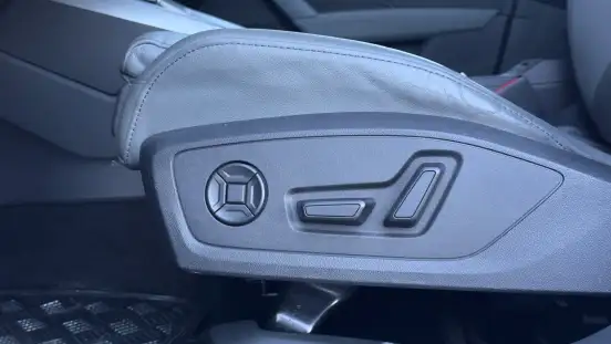 AUDI-A3-2021