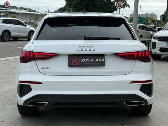 AUDI-A3-2023
