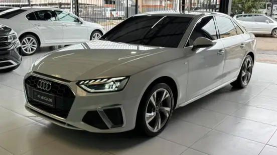 AUDI-A4-2020