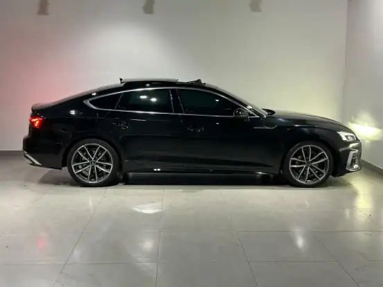 AUDI-A5-2022