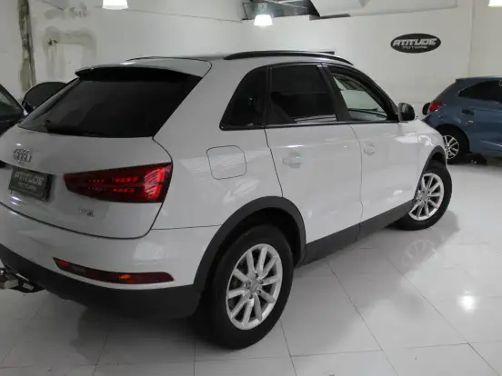 AUDI-Q3-1.4 TFSI AMBIENTE GASOLINA 4P S TRONIC AUDI-Q3-2017