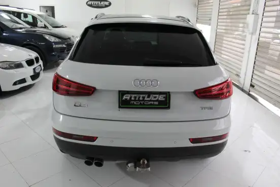 AUDI-Q3-2017