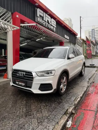 AUDI Q3 1.4 TFSI AMBIENTE GASOLINA 4P S TRONIC