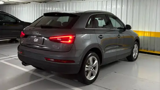 AUDI-Q3-2018