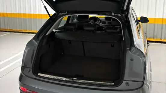 AUDI-Q3-2018