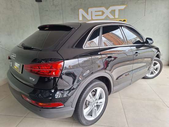 AUDI-Q3-2017