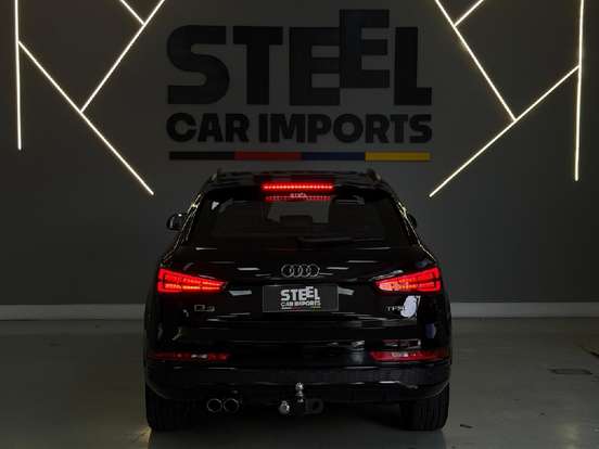 AUDI-Q3-2018