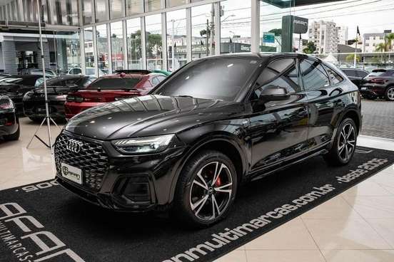 AUDI-Q5-2021