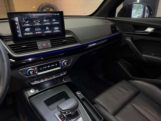 AUDI-Q5-2023