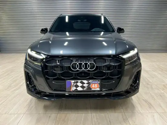 AUDI-Q7-2025