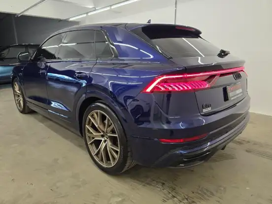 AUDI-Q8-3.0 TFSI GASOLINA PERFORMANCE BLACK QUATTRO TIPTRONIC AUDI-Q8-2022