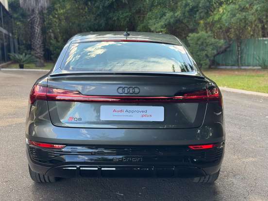 AUDI-Q8 E-TRON-55 ELÉTRICO LAUNCH EDITION QUATTRO AUDI-Q8 E-TRON-2023