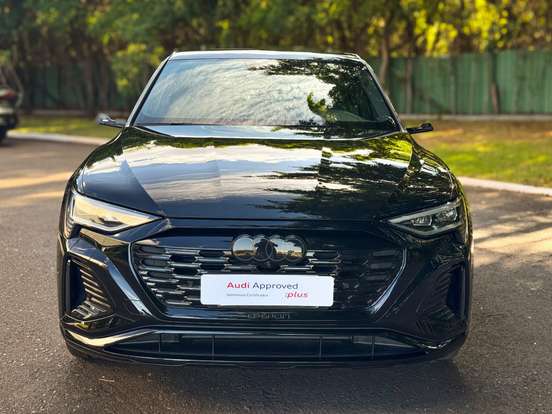 AUDI-Q8 E-TRON-55 ELÉTRICO LAUNCH EDITION QUATTRO AUDI-Q8 E-TRON-2023