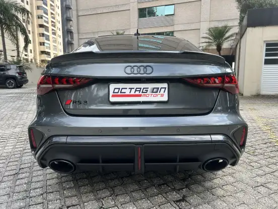 AUDI-RS3-2025
