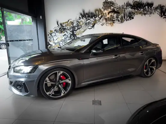 AUDI-RS5-2022