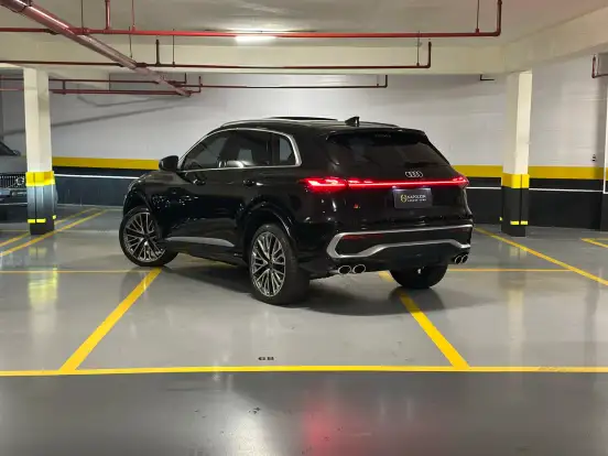 AUDI-SQ5-2025