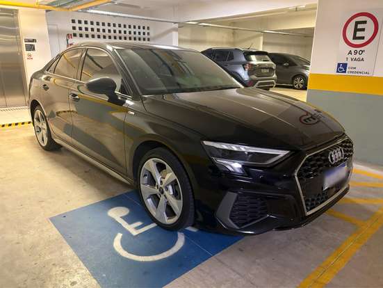 AUDI-A3-2022