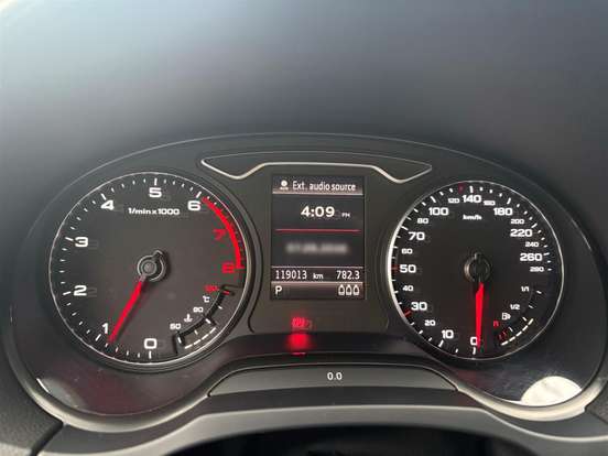 AUDI-A3-1.8 TFSI SEDAN AMBITION 16V 180CV GASOLINA 4P AUTOMÁTICO AUDI-A3-2013
