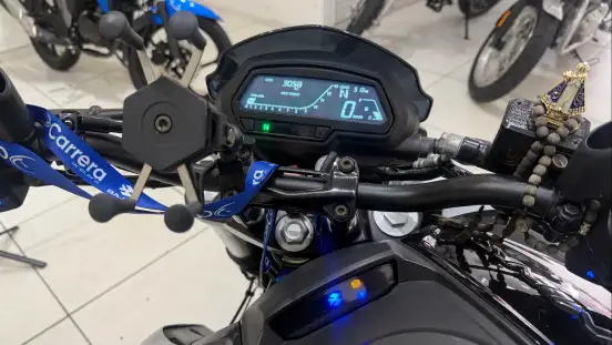 BAJAJ-DOMINAR 250-2024