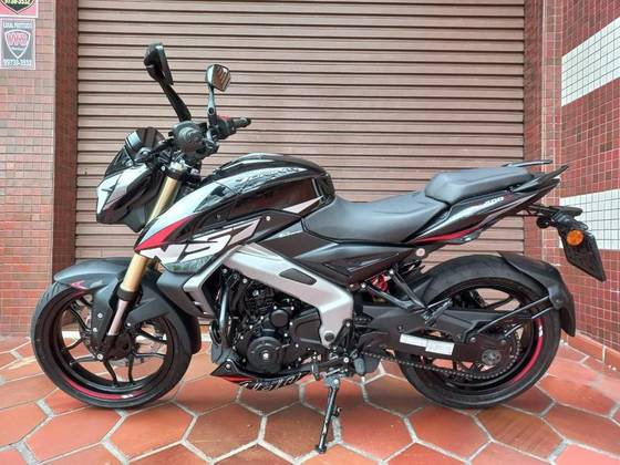 BAJAJ DOMINAR NS400Z 