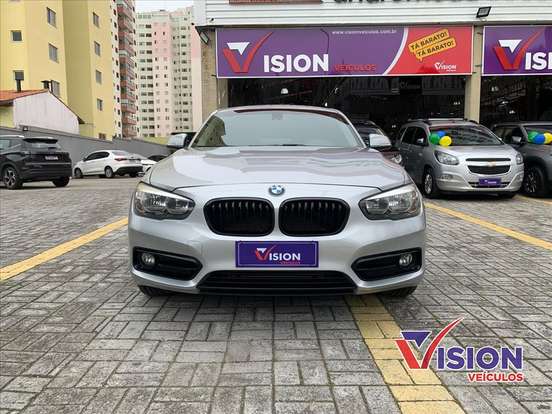 BMW-120i-2016