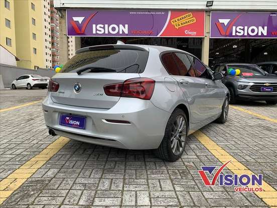 BMW-120i-2016