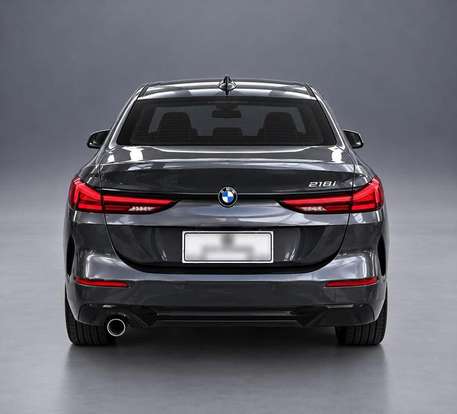 BMW-218i-2020
