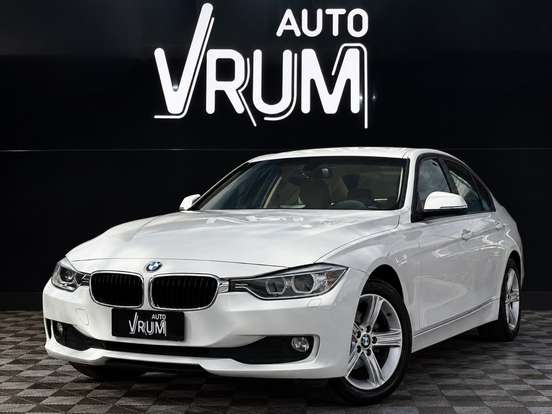 BMW-316i-2013