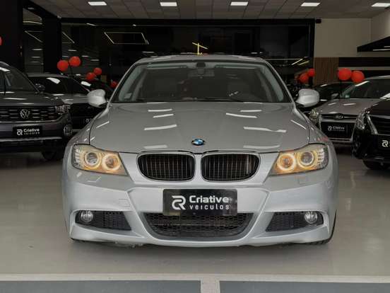 BMW-318i-2.0 SEDAN 16V GASOLINA 4P AUTOMÁTICO BMW-318i-2011