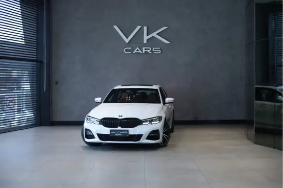 BMW-320i-2020