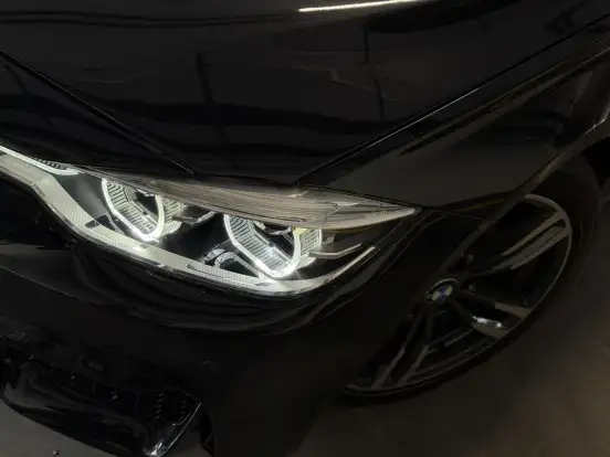 BMW-320i-2017