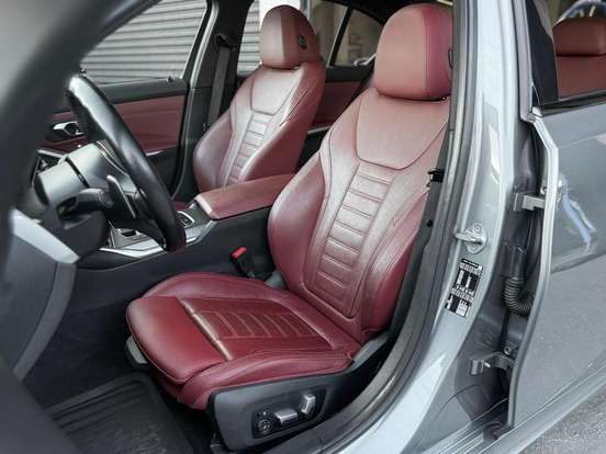 BMW-320i-2022